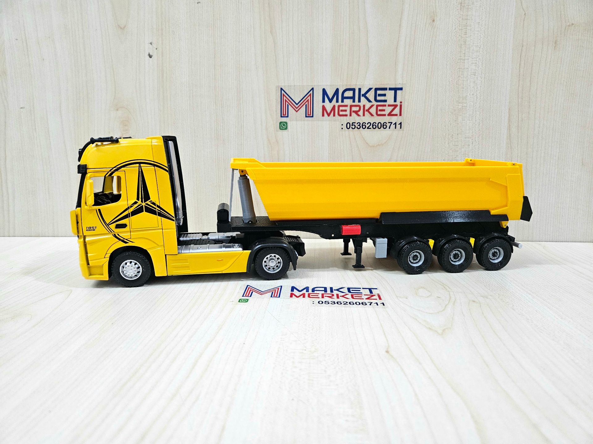 1/36 SARI MERCEDES ACTROS 1851 SARI DAMPER DORSELİ TIR MAKETİ