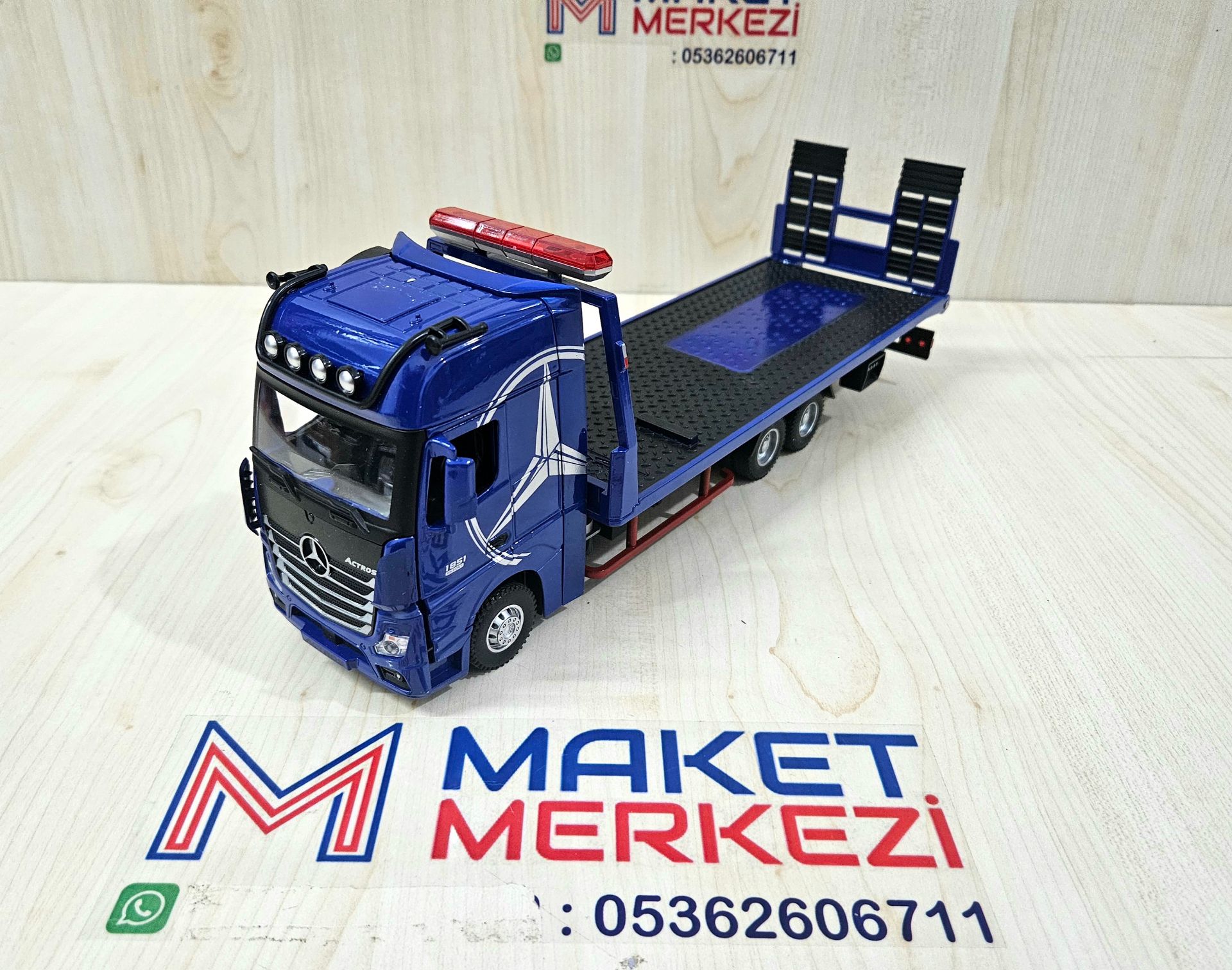 1/36 MAVİ MERCEDES ACTROS 1851 OTO KURTARICI ÇEKİCİ MAKETİ