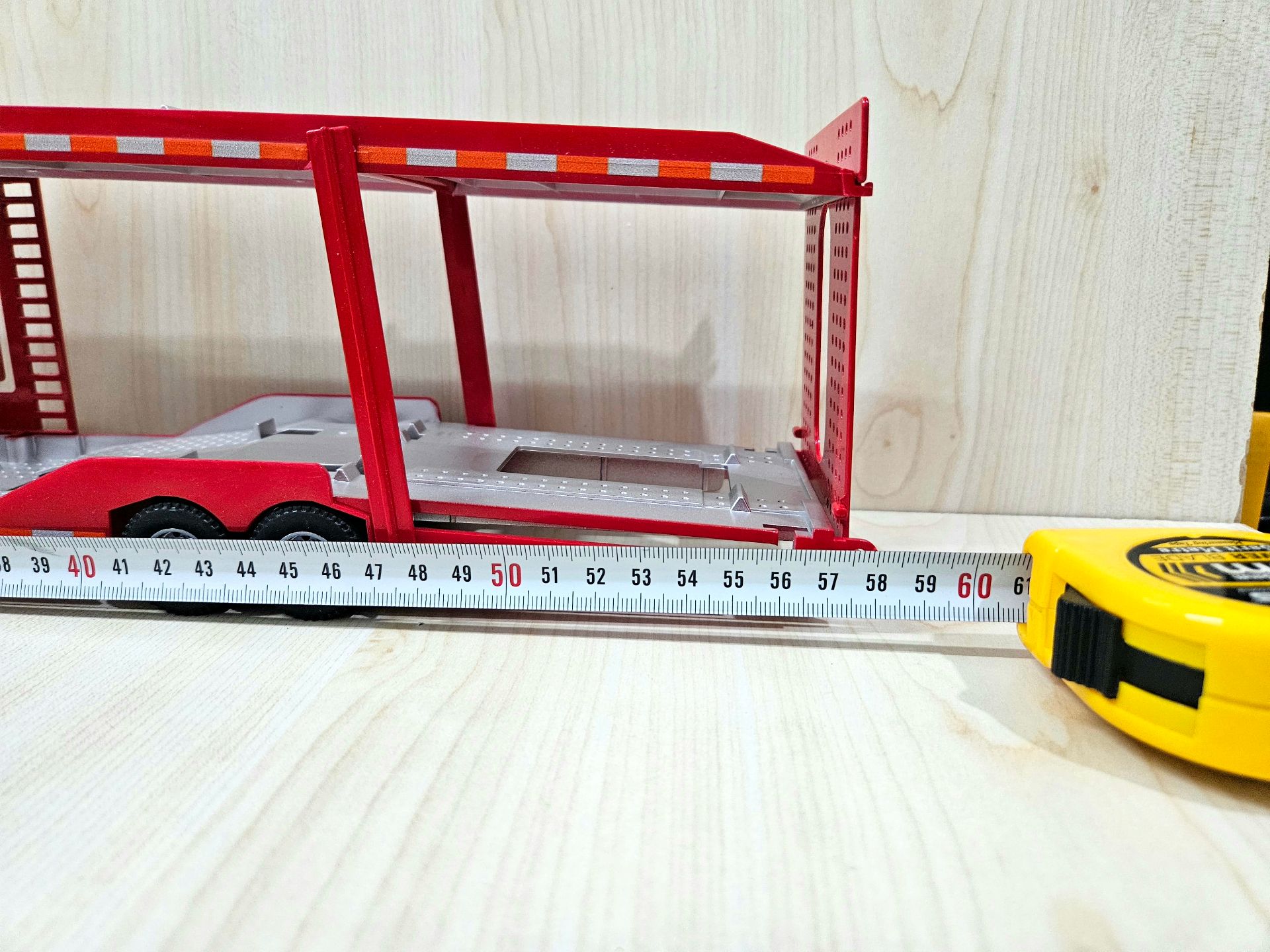 1/36 KIRMIZI MERCEDES ACTROS 1851 OTOMOBİL TRANSPORTER MAKETİ