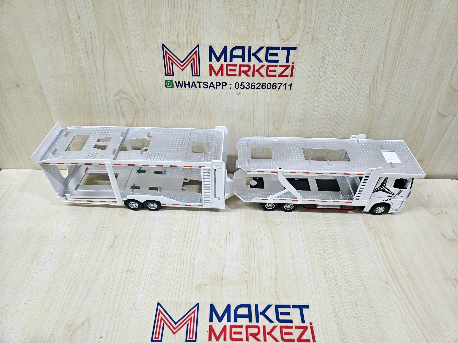 1/36 BEYAZ MERCEDES ACTROS 1851 OTOMOBİL TRANSPORTER MAKETİ