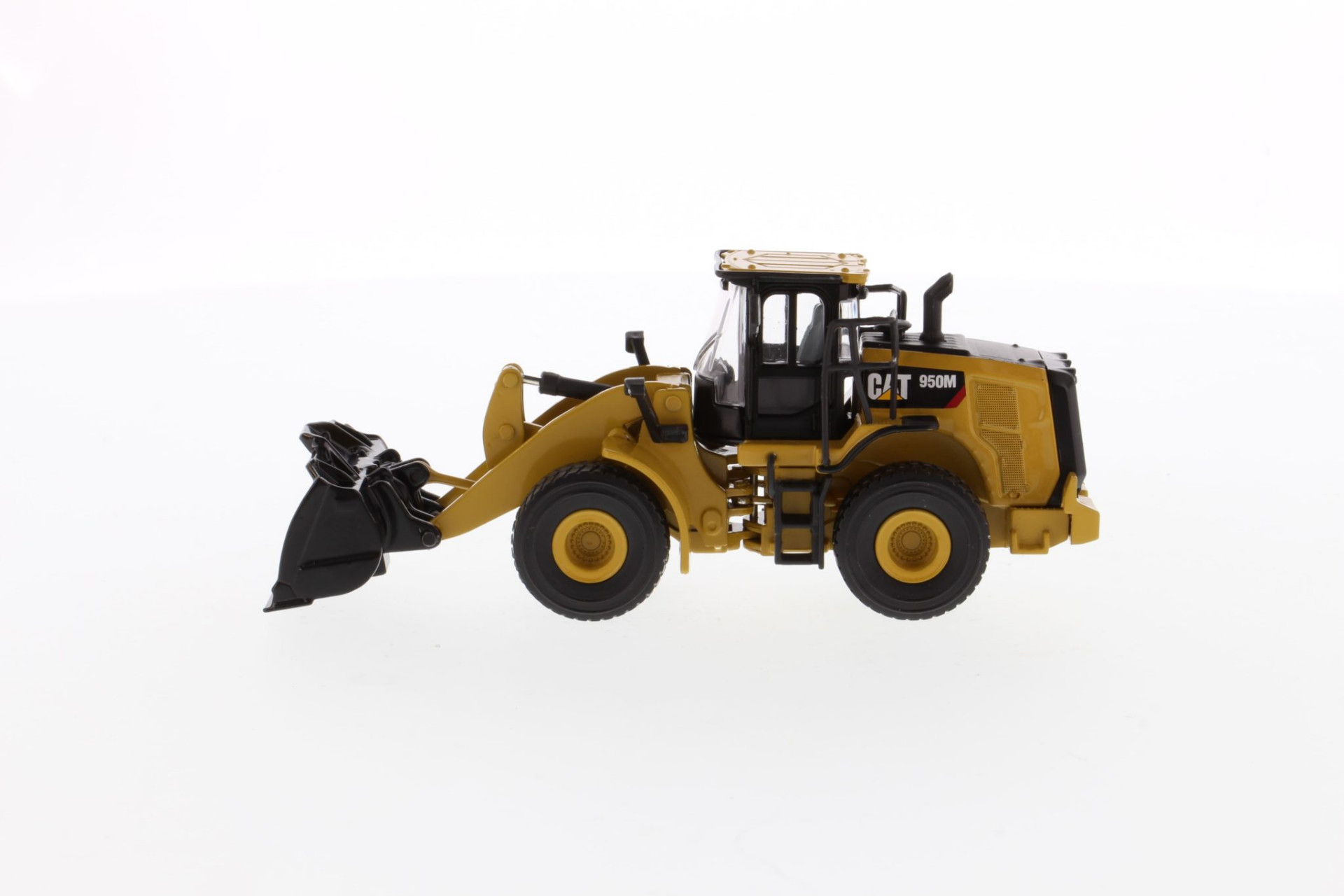 1/64 CAT 950M LODER MAKETİ DM85692