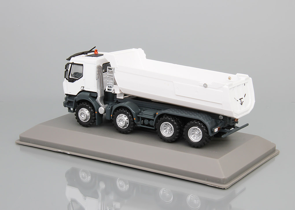 1/72 RENAULT KERAX 8X4 DAMPERLİ KAMYON MAKETİ