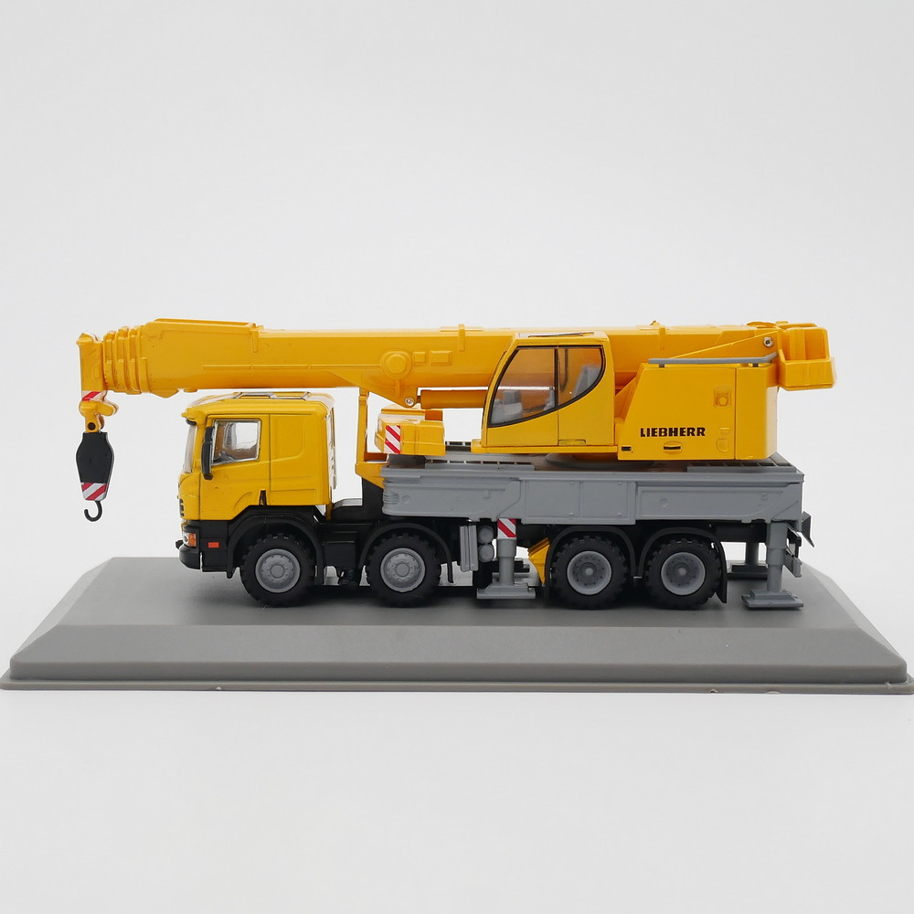 1/72 SCANIA P420 LIEBHERR LTF1060 VİNÇ MAKETİ