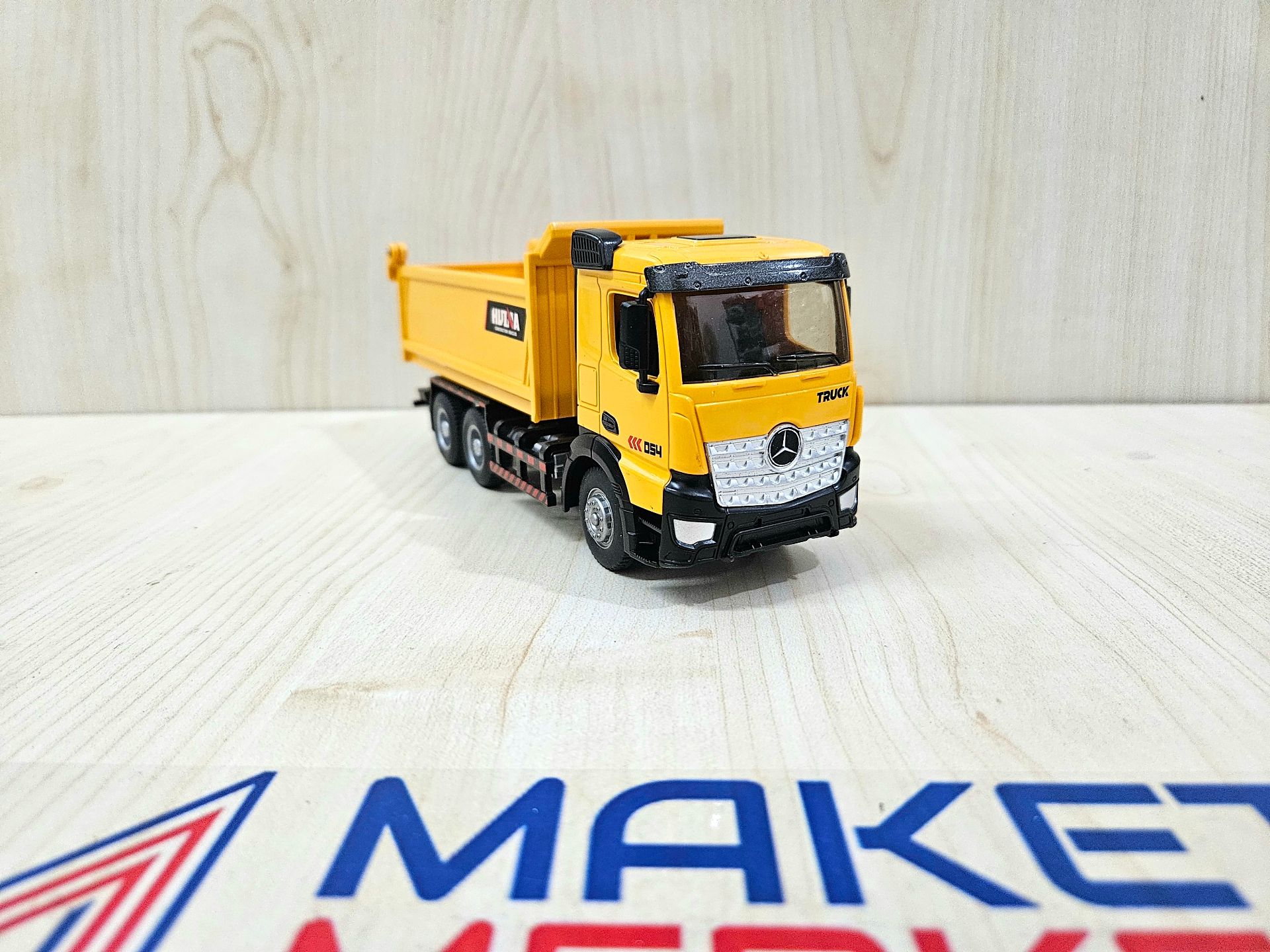 1/50 MERCEDES AROCS damperli kamyon MAKETİ HUİNA