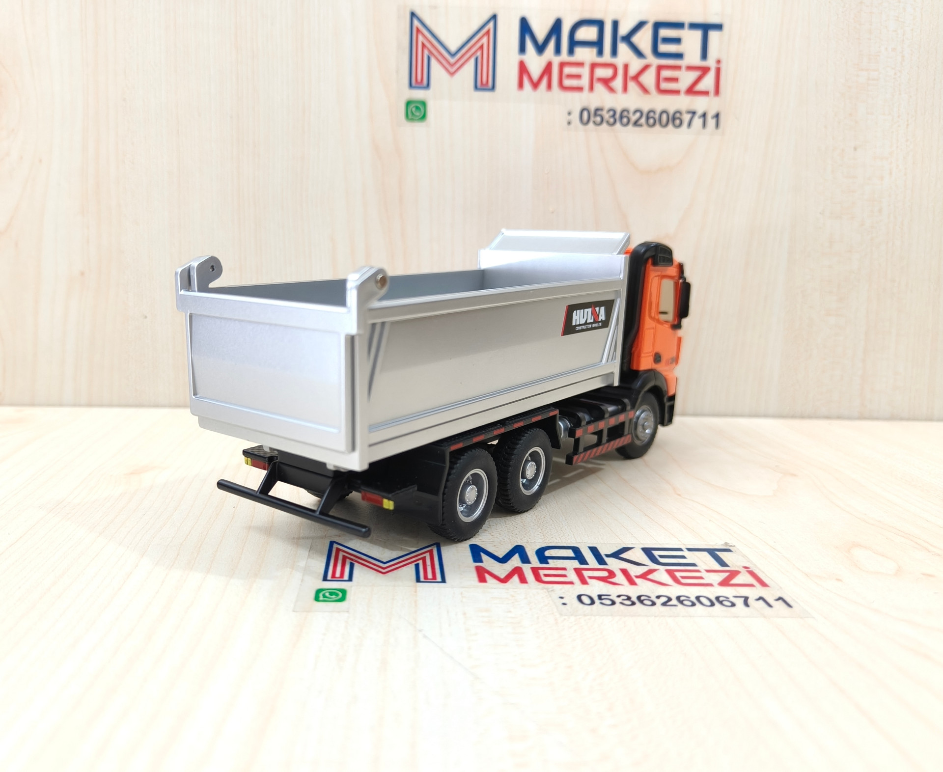 1/50 MERCEDES AROCS damperli kamyon MAKETİ HUİNA