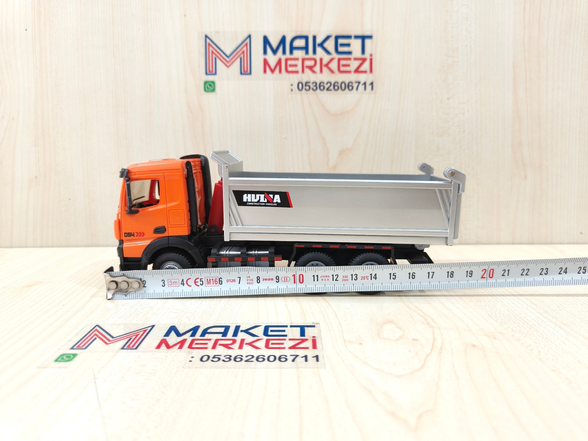 1/50 MERCEDES AROCS damperli kamyon MAKETİ HUİNA