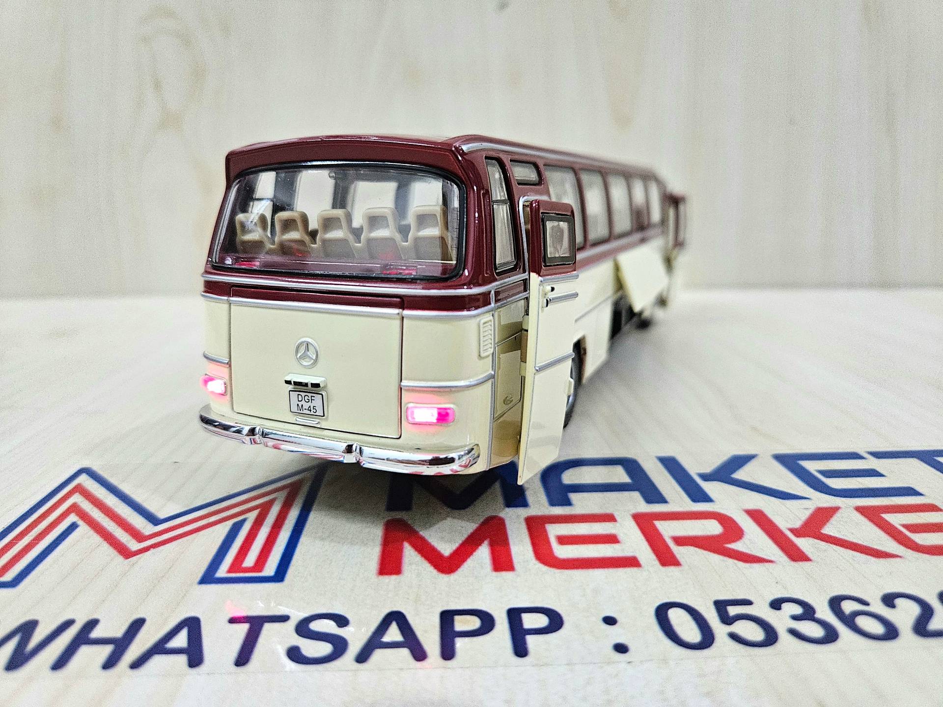 1/43 MERCEDES BENZ O302 OTOBÜS MAKETİ BORDO