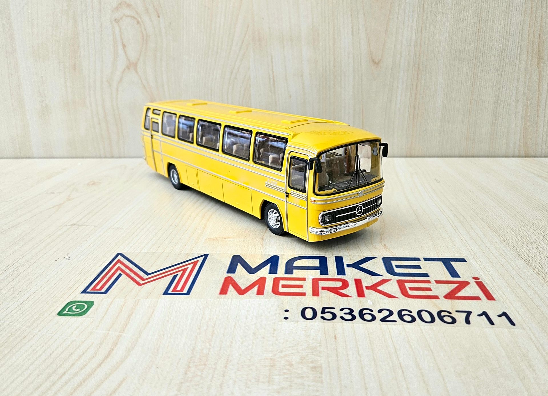 1/43 MERCEDES BENZ O302 OTOBÜS MAKETİ SARI