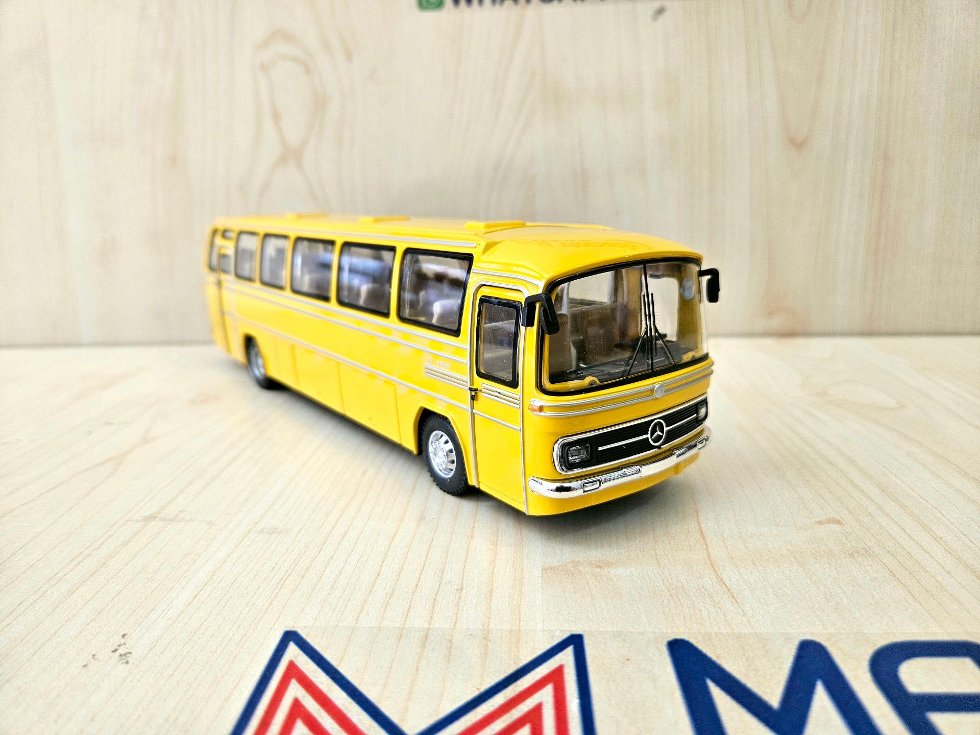 1/43 MERCEDES BENZ O302 OTOBÜS MAKETİ SARI