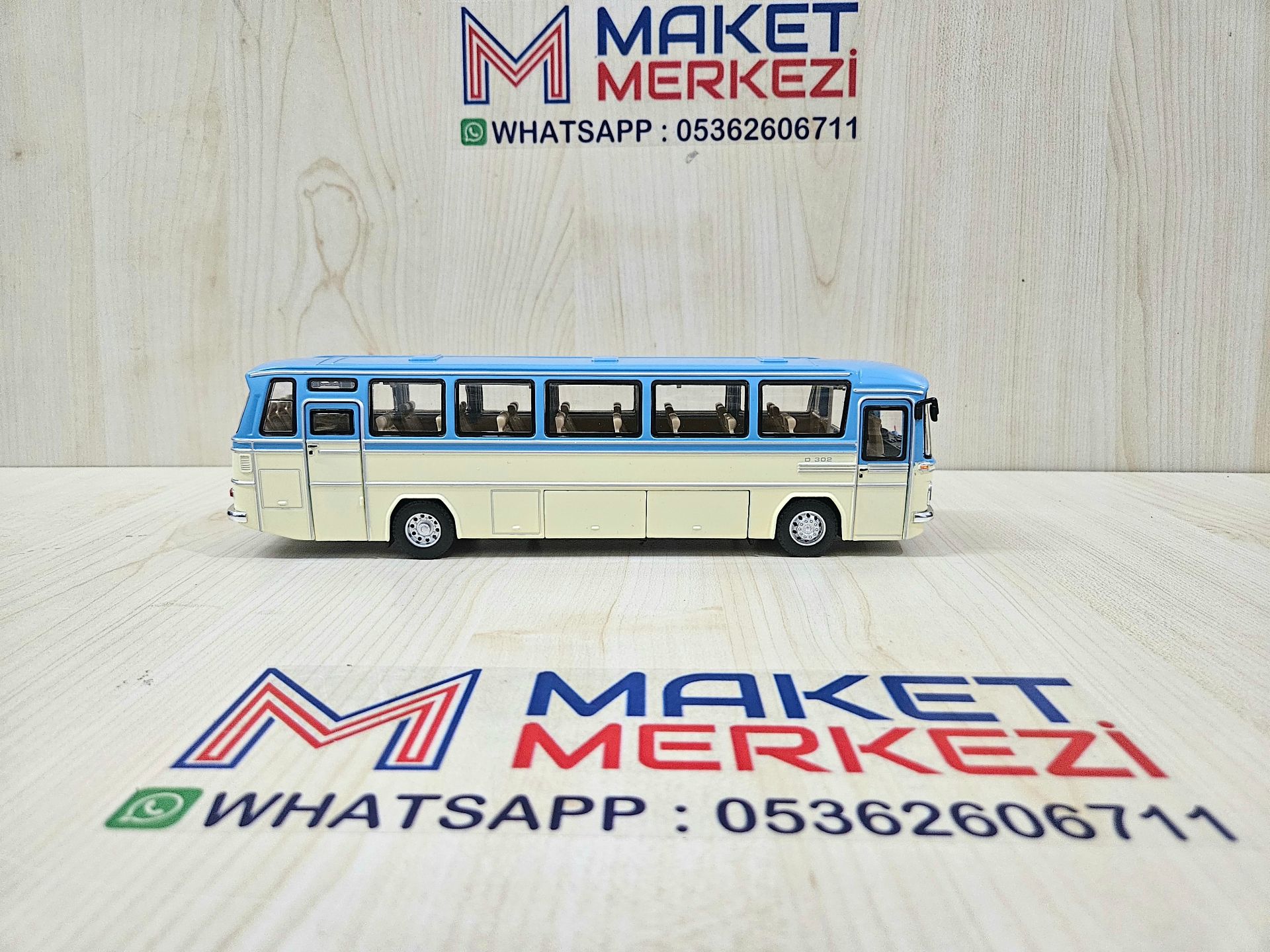1/43 MERCEDES BENZ O302 OTOBÜS MAKETİ MAVİ