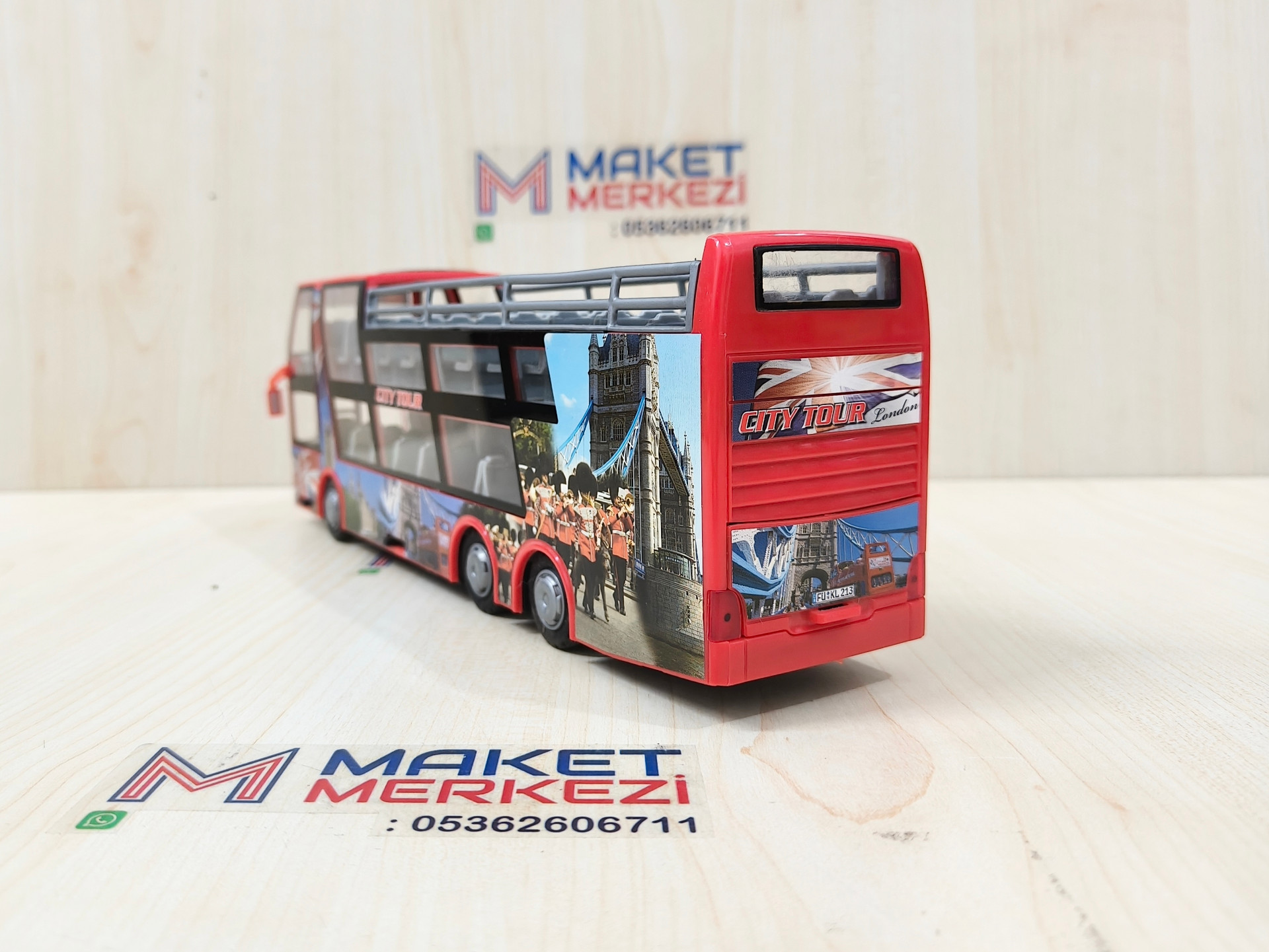 1/43 KIRMIZI ÇİFT KATLI ÜSTÜ AÇIK OTOBÜS MAKETİ
