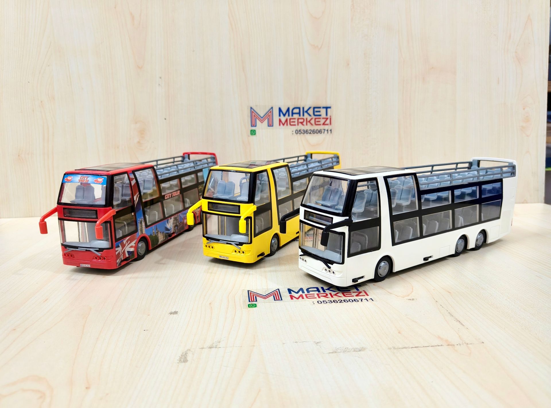 1/43 SARI ÇİFT KATLI ÜSTÜ AÇIK OTOBÜS MAKETİ