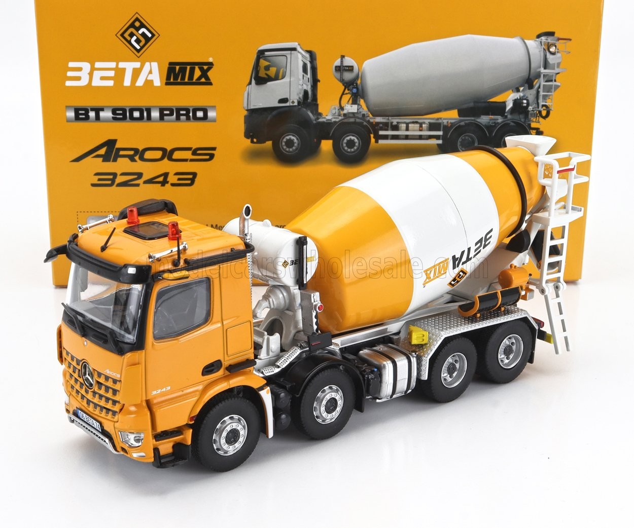 1/50 MERCEDES AROCS 8X4 BETAMIX BETON MİKSERİ MAKETİ