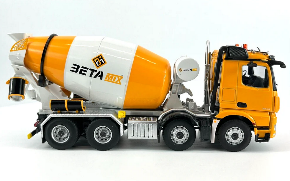 1/50 MERCEDES AROCS 8X4 BETAMIX BETON MİKSERİ MAKETİ