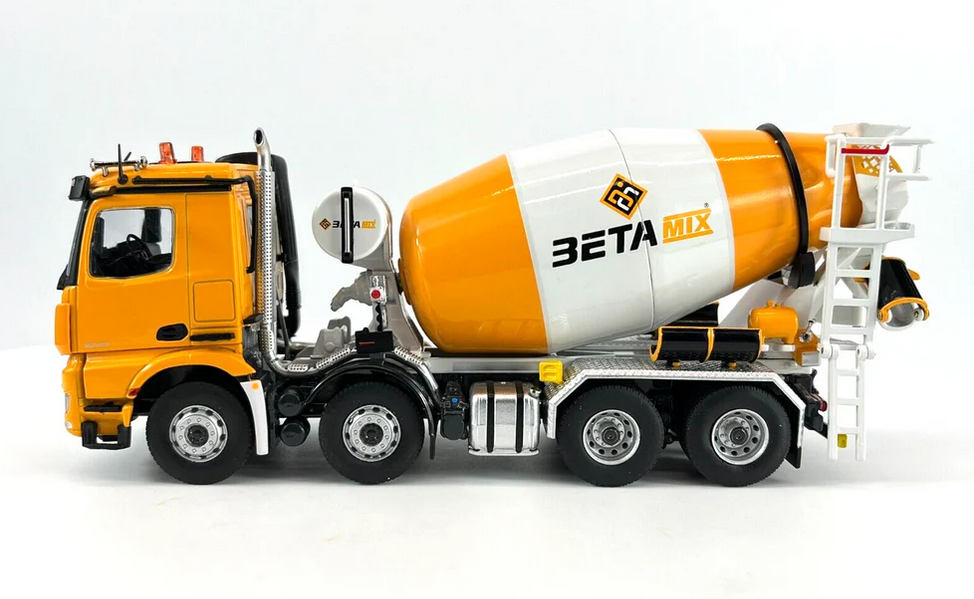 1/50 MERCEDES AROCS 8X4 BETAMIX BETON MİKSERİ MAKETİ