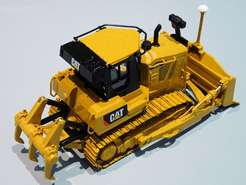 1/50 CAT D7E DOZER MAKETİ DM85224
