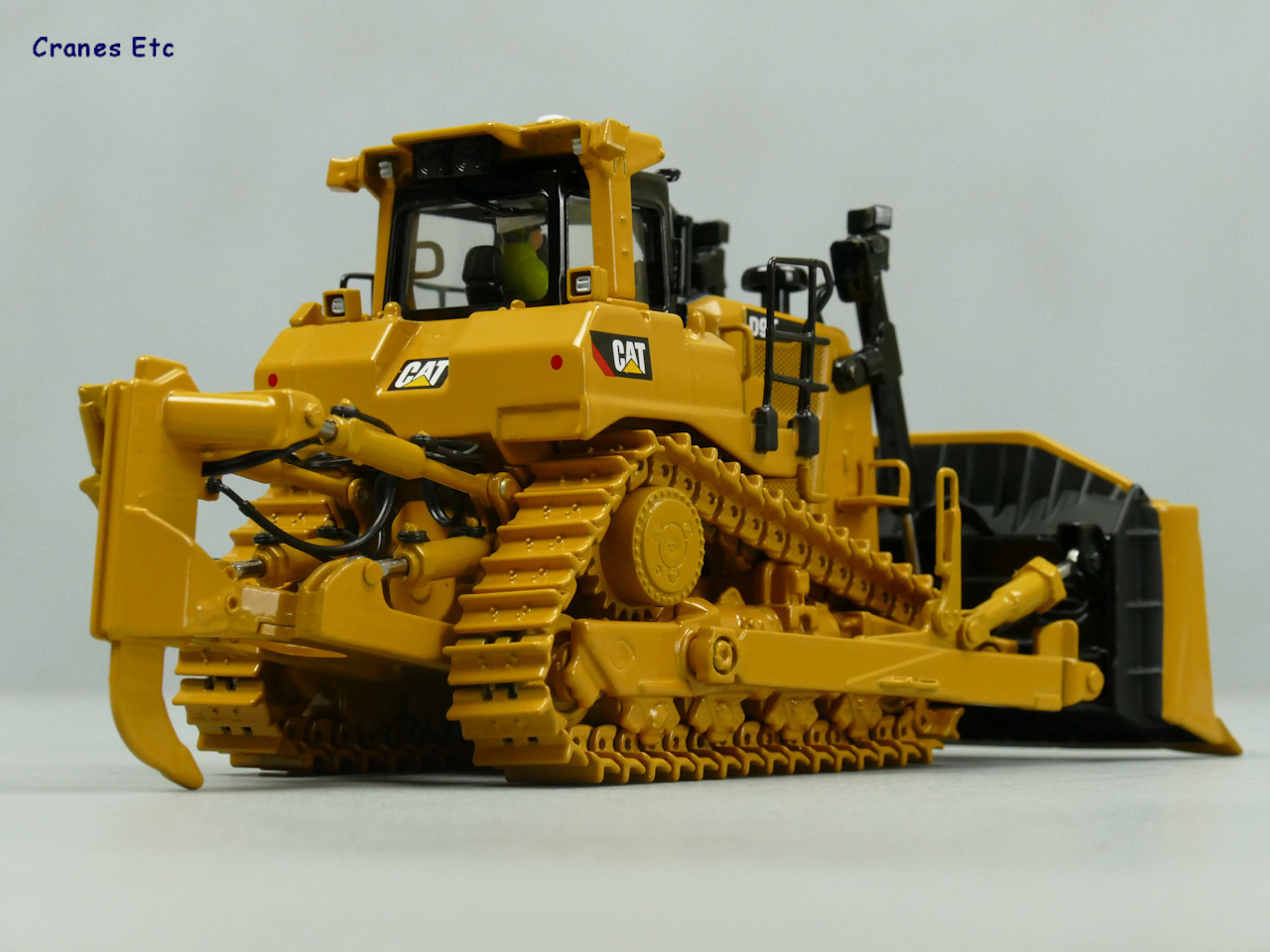 1/50 CAT D9T DOZER MAKETİ DM85944