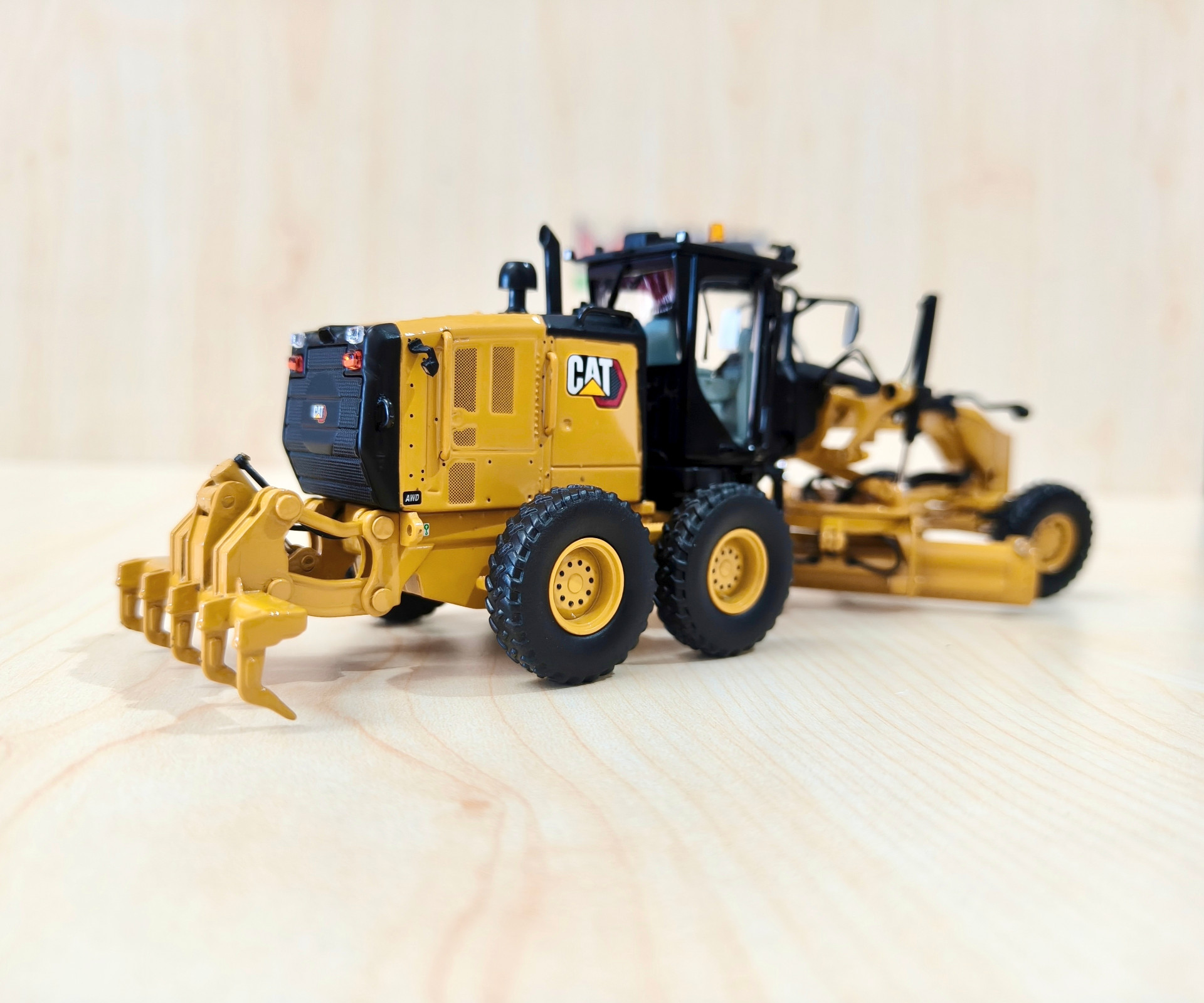 1/50 CAT 150 GREYDER MAKETİ DM85667 (ÇAMURLUKSUZ)