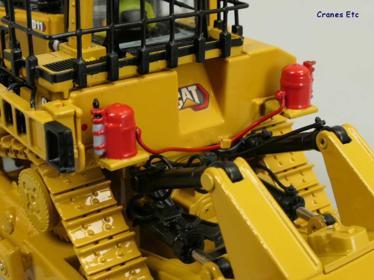 1/50 CAT D11 TKN DOZER MAKETİ - DM85604