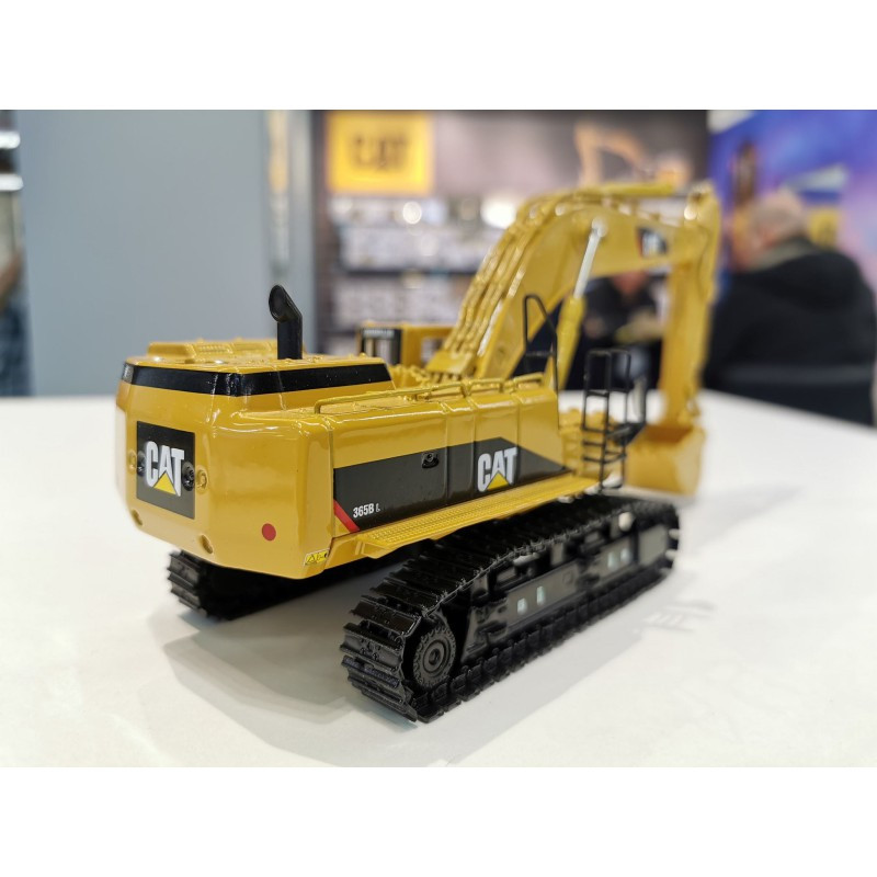 1/50 CAT 365B EKSKAVATÖR MAKETİ DM85058