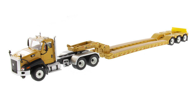 1/50 CAT CT660 VE XL120 HDG LOWBED NOOTEBOOM TIR MAKETİ DM85503